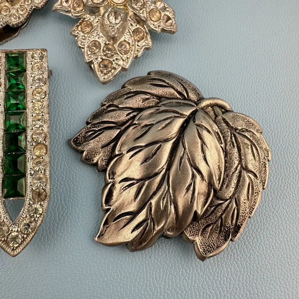 Vintage Rhinestone Dress Fur Clip Lot Silver Tone Art Deco Floral Some Pot Metal